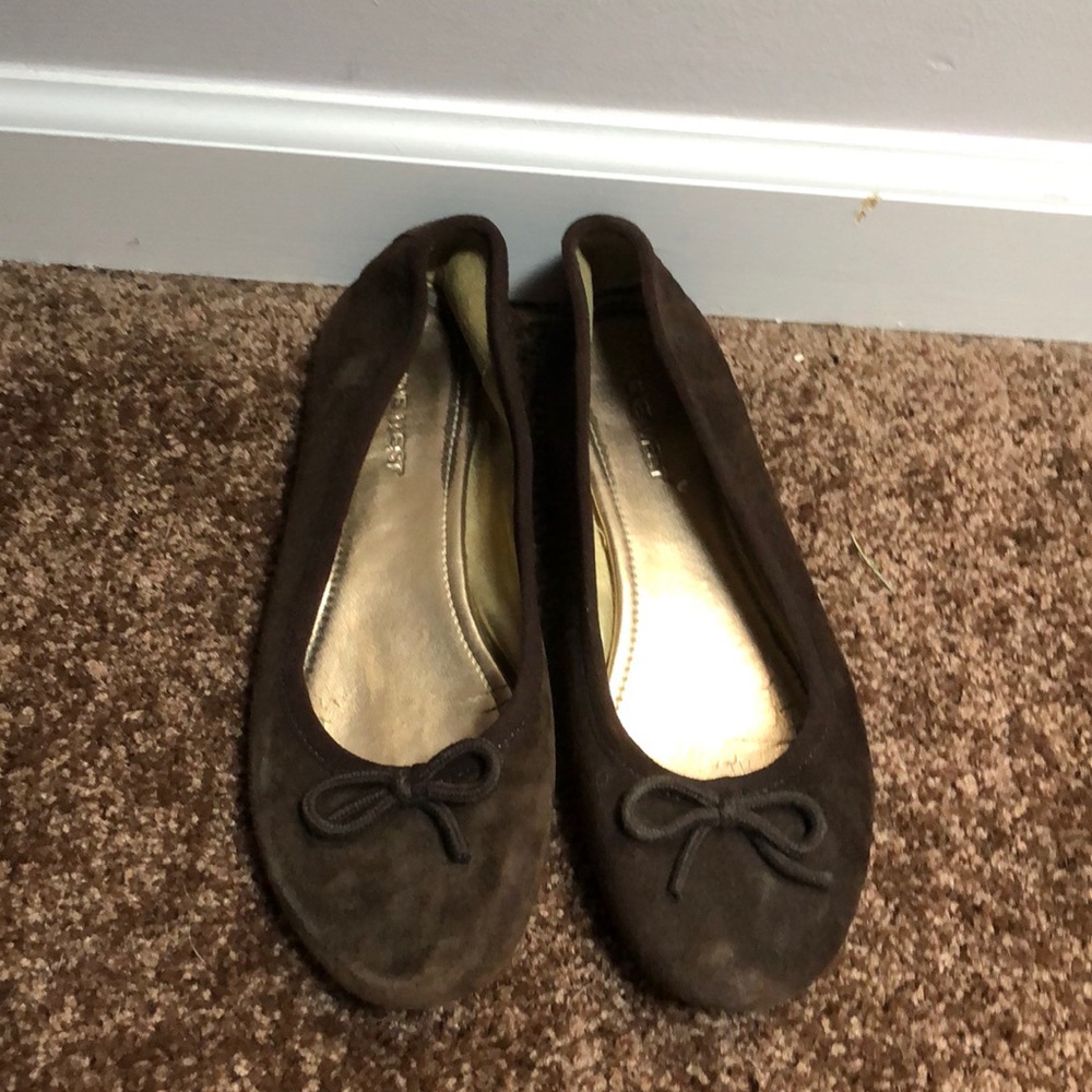Ballet flats
